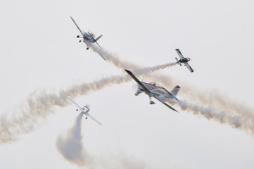 ESQUADRILHA CÉU PASSAGEM BAIXA(LOW PASS) 