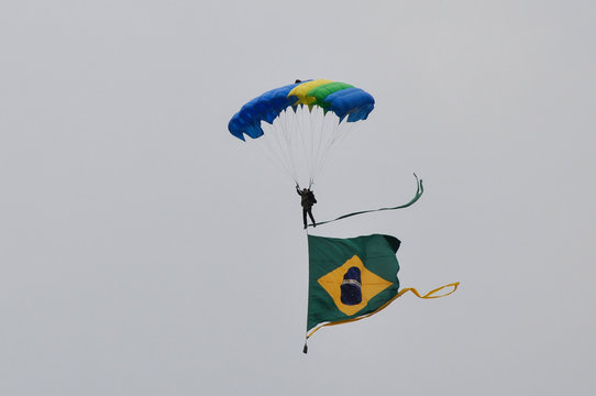 PARAQUEDISTA FAB BRASIL
