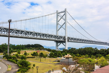 与島パーキングエリアからの瀬戸大橋