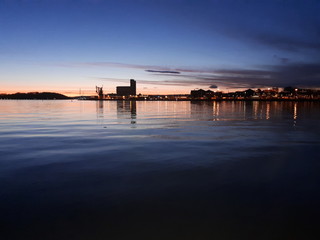 Fototapeta na wymiar Sunset by the sea - Oslo 