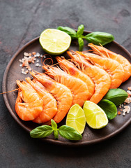 Shrimps served with lemon