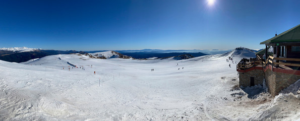 impresionante vista panorámica de la estacion de esquí de la molina
