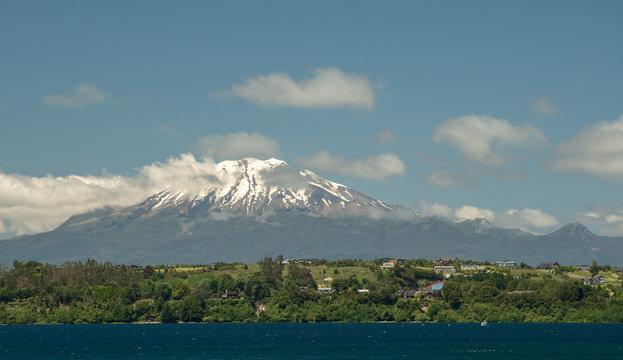 Vulkan Calbuco bie Puerto Montt