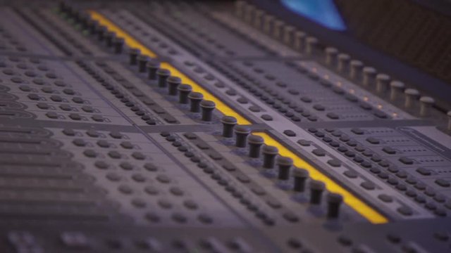 Audio VU-meter and Level Measuring_9