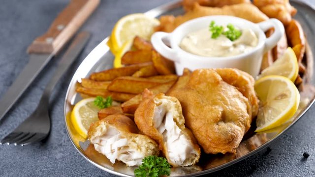 fin and chips with sauce