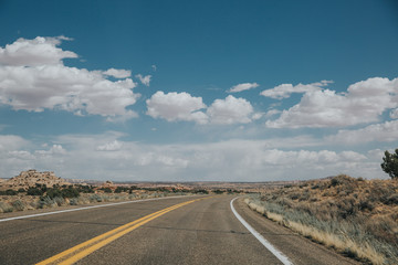 Naklejka premium Road Trip dans les parcs nationaux du Grand Ouest américain