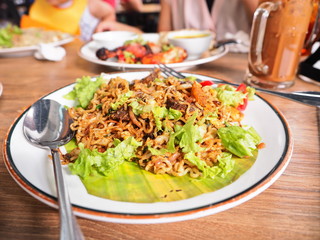 レストランでの食事