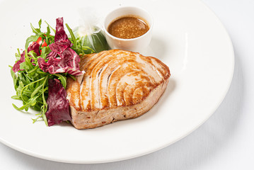 tuna steak with fresh salad