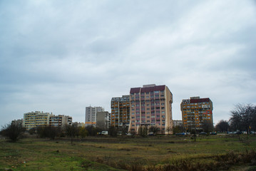 Fototapeta na wymiar Buildings on the outskirts of the city
