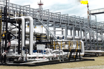 Oil refinery Construction of an oil industrial facility