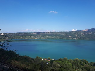 Fototapeta na wymiar panoramic view of the lake