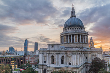 Fototapeta St Paul cathedral during sunset, London, United Kingdom obraz