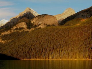 Sunrise at Lake Louise, Banff National Park canada