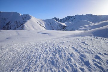Obraz premium Spring scenery in Tateyama alpine in Toyama
