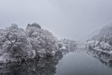 只見川の橋梁　雪景色