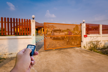 A signal of remote control show when person open automatic gate at home,motor automatic gate is...