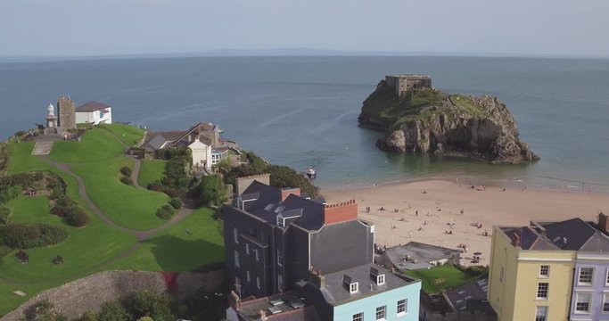 United Kingdom, Wales, Dyfed, Pembrokshire, Tenby, South Beach