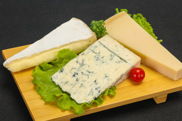 Cheese triangle mix - gorgonzola, brie, parmesan