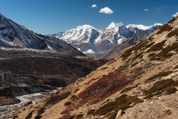 Fototapeta na wymiar Beautiful landscape of Himalaya mountain view from Chukung Ri view point, Everest region, Nepal