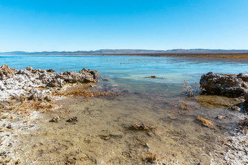 Fototapeta na wymiar Tufa formations in Mono lake California