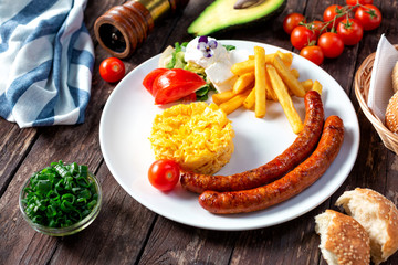 Simple breakfast to keep you full for quite some time, scrambled eggs and sausage