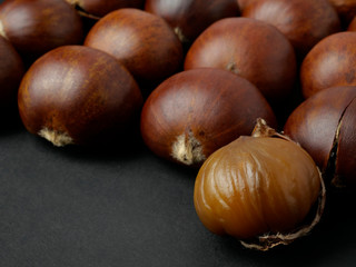 Chestnuts are grown as economic crops for selling seeds