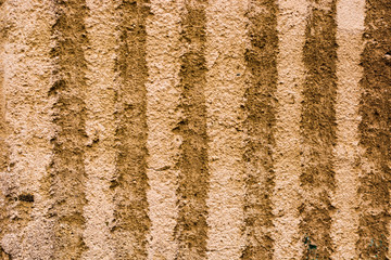 drawing on the wall using cement mix 