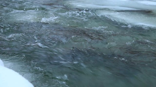 rivi&egrave;re en hiver