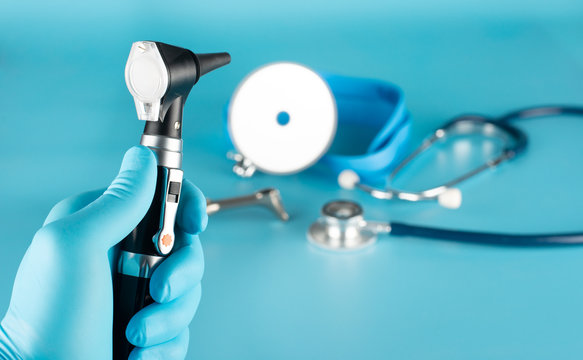 Otoscope, stethoscope, and reflector for detecting disorders of the patient.