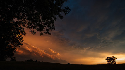 Fototapeta na wymiar Stormy sunset