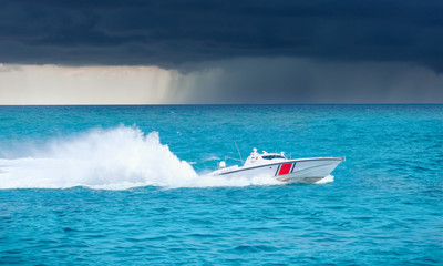Fototapeta premium Coast Guard patrol boat rushing to the rescue
