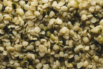Hulled hemp seeds can be eaten raw, ground into hemp meal, sprouted or made into dried sprout powder. high protein, Macro 