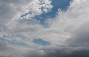 Obraz premium A drmamtic sky overlay