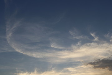 Fototapeta na wymiar White cloud and blue sky , sun light on right background.
