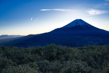 Fototapeta na wymiar 日本　絶景　ダイアモンド富士　日の出　竜ヶ岳