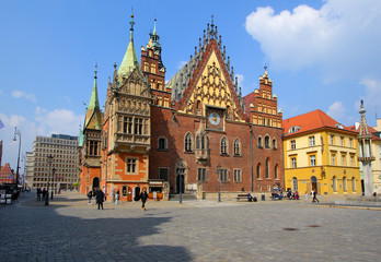 Naklejka premium Gothic facade of Wroclaw's Town Hall in Poland