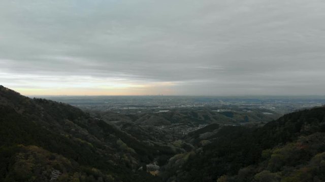 山間空撮ドローン