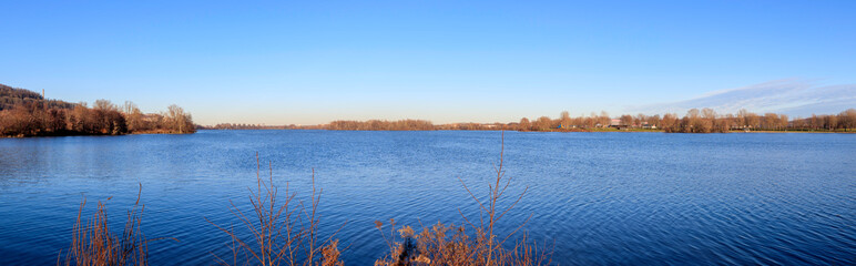Vue panoramique de la Meuse de Hollande