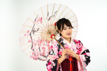 小振袖と袴姿の女性