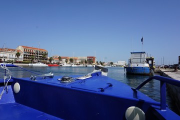 Schiffsfahrt im Hafen, auf dem Schiff in Port du Sète in Frankreich