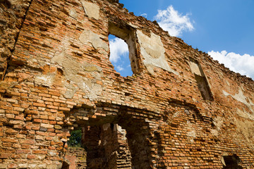 empty window openings