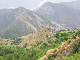 Fototapeta na wymiar Panorama of the small medieval village of Tirvis, in the province of Pallars Sobira, in the Catalan Pyrenees. Catalonia, Spain