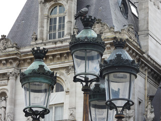 Fototapeta na wymiar lampadaire paris