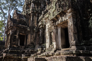 Fototapeta na wymiar Ruin of temple in Angkor Wat, Cambodia