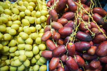 Red dates and yellow dates selling in market