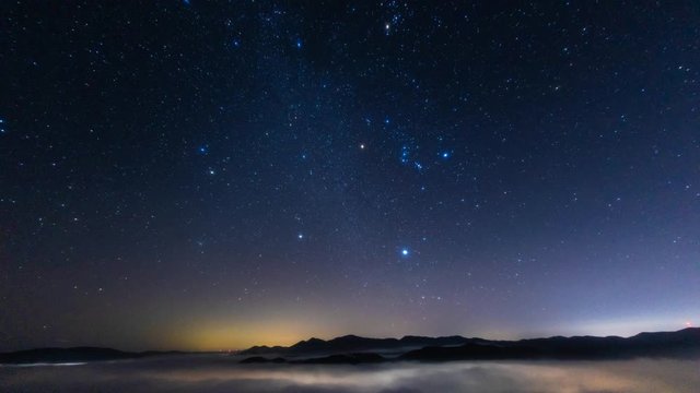 オリオン座と雲海_4K_30fpb