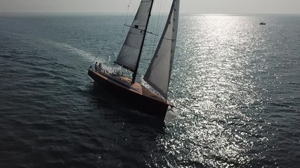 barca a vela riprese aeree