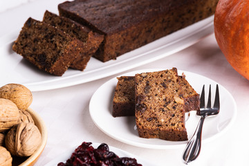 Pumpkin chlebell with raisins, cloves and cinnamon