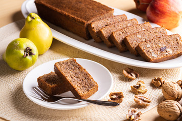 Quince chlebell with walnuts and wholemeal flour