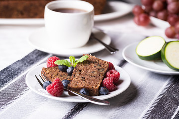 Zucchini chlebell with walnuts and fresh fruits